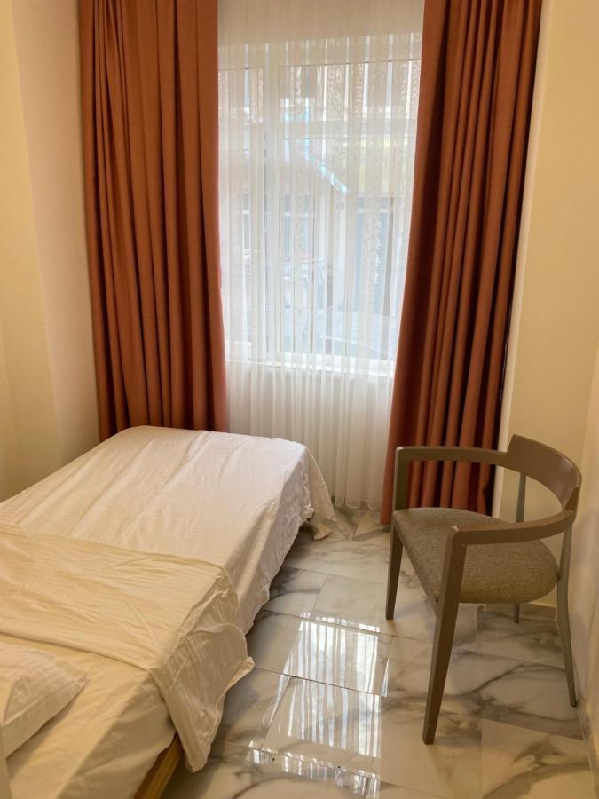 Yenikapi Hotel Istanbul Bagian luar foto